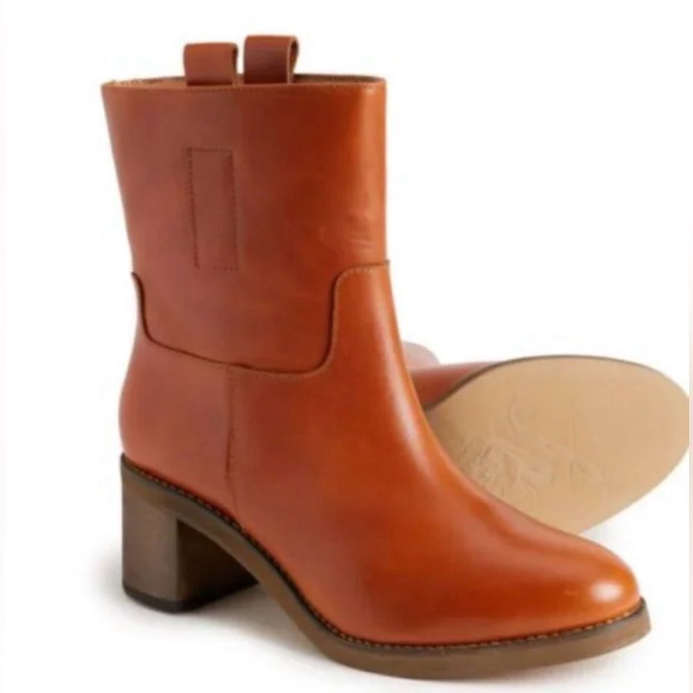 Free People Tabby Ankle Boots in a Tuscan Tan Artisan leather and chunky heel - Picture 2 of 12
